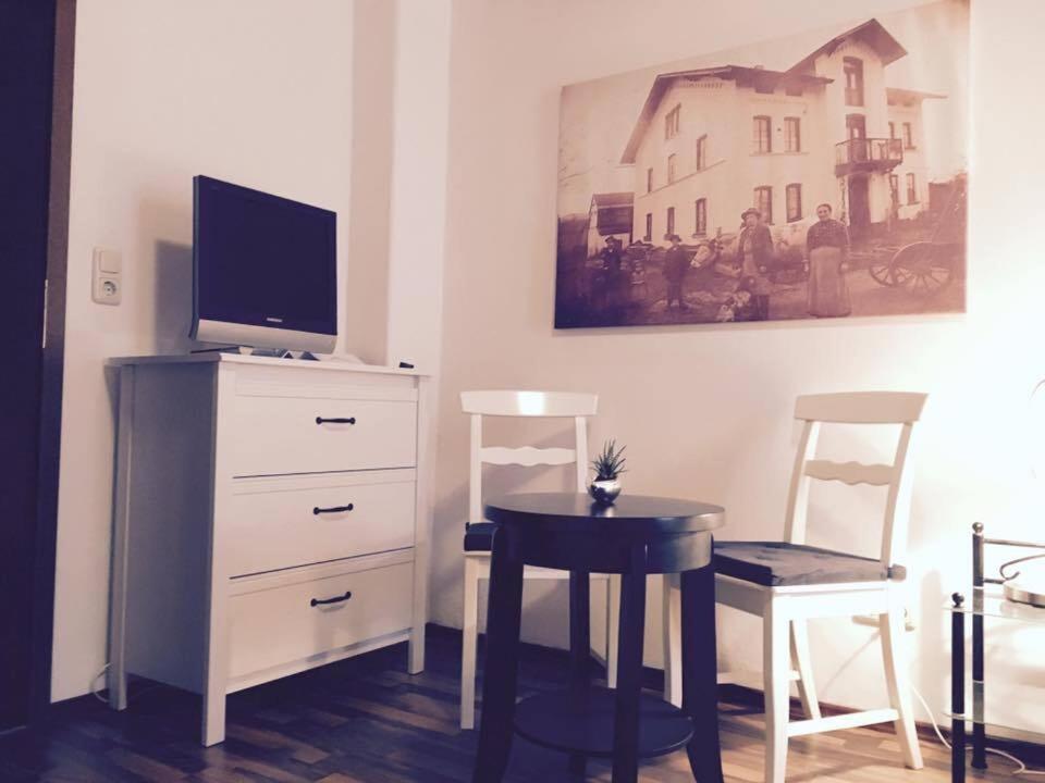 Dorfschänke Hotell Deggendorf Exteriör bild